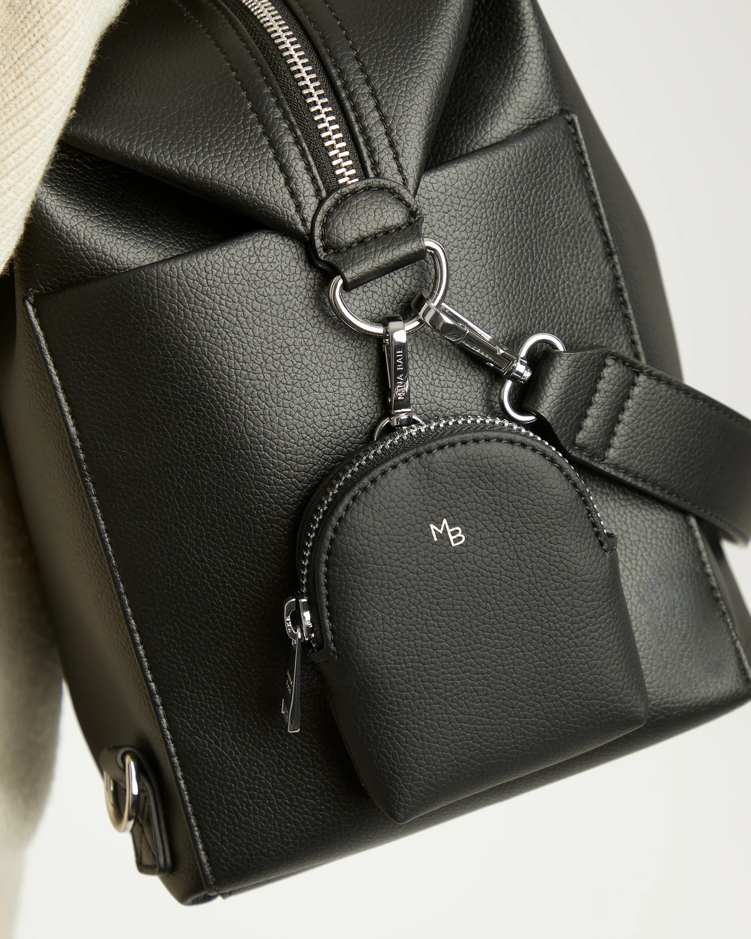 BAIE Clip Pouch Vegan - Image 24