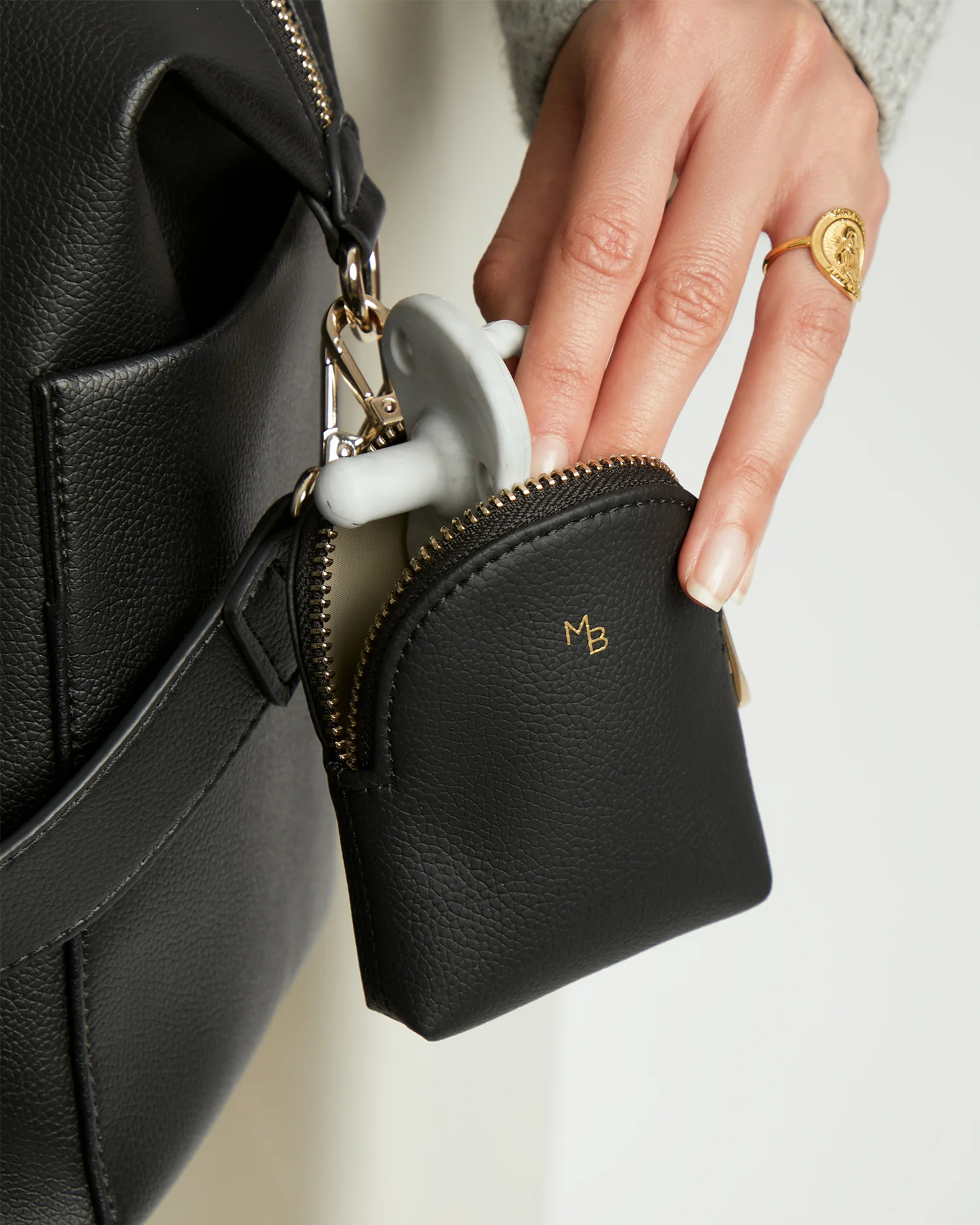 BAIE Clip Pouch Vegan - Image 33