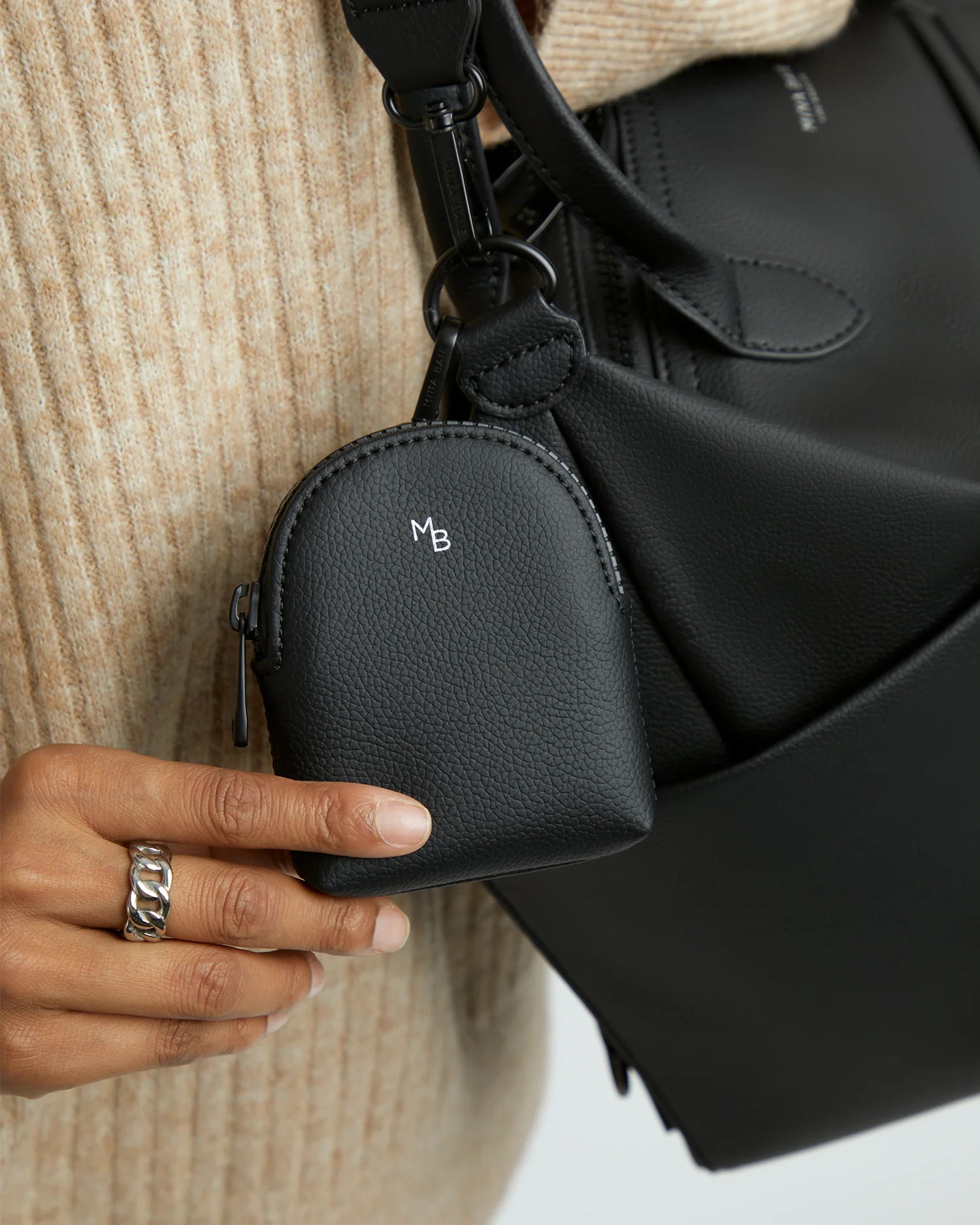 BAIE Clip Pouch Vegan - Image 7
