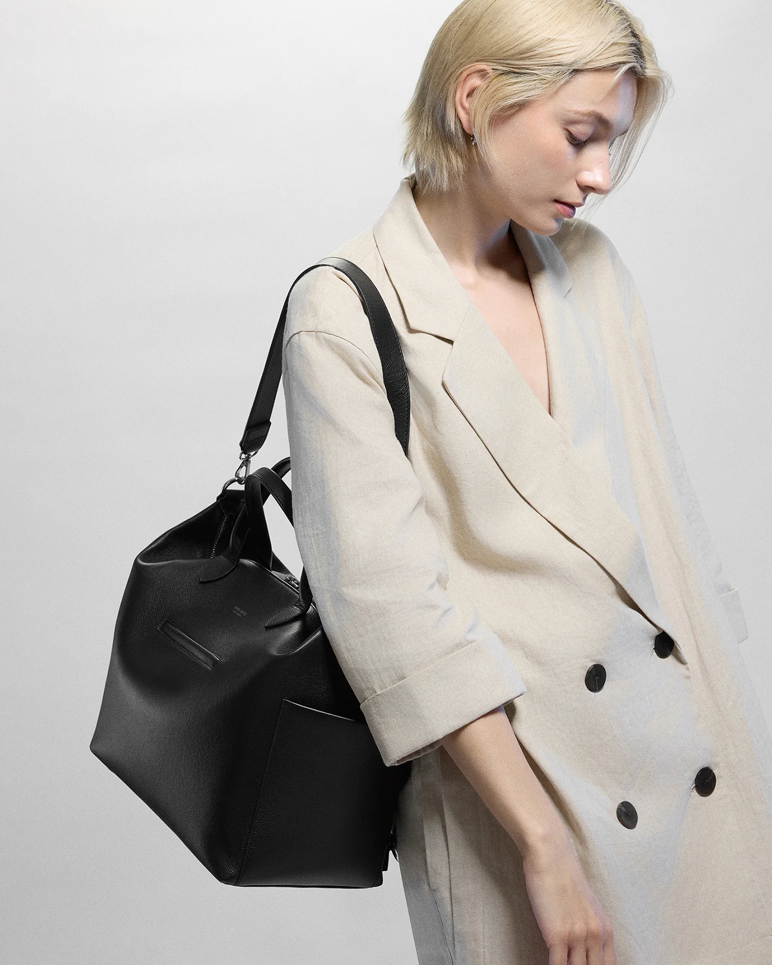 Emmy Leather Midi - Image 16