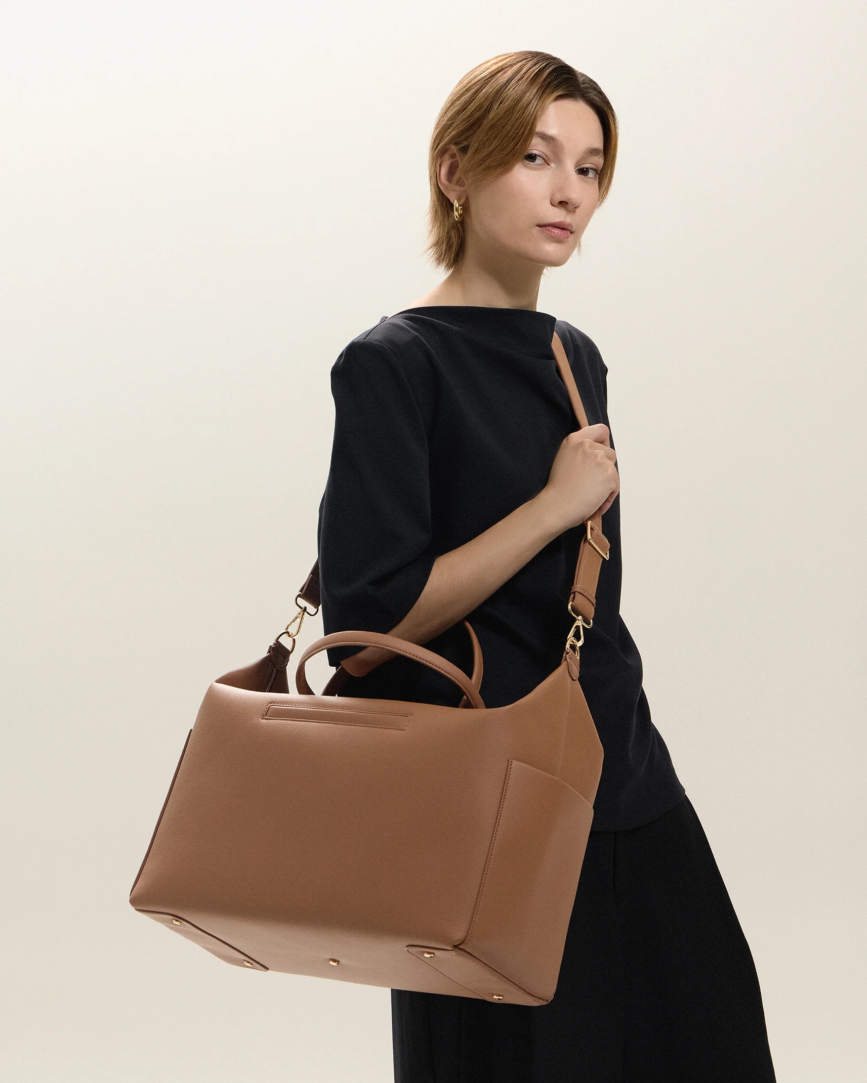 Emmy Vegan Carryall - Image 16