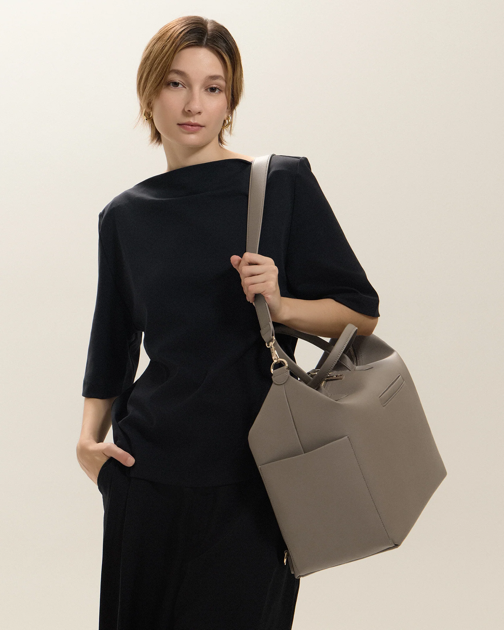 Emmy Vegan Carryall - Image 29