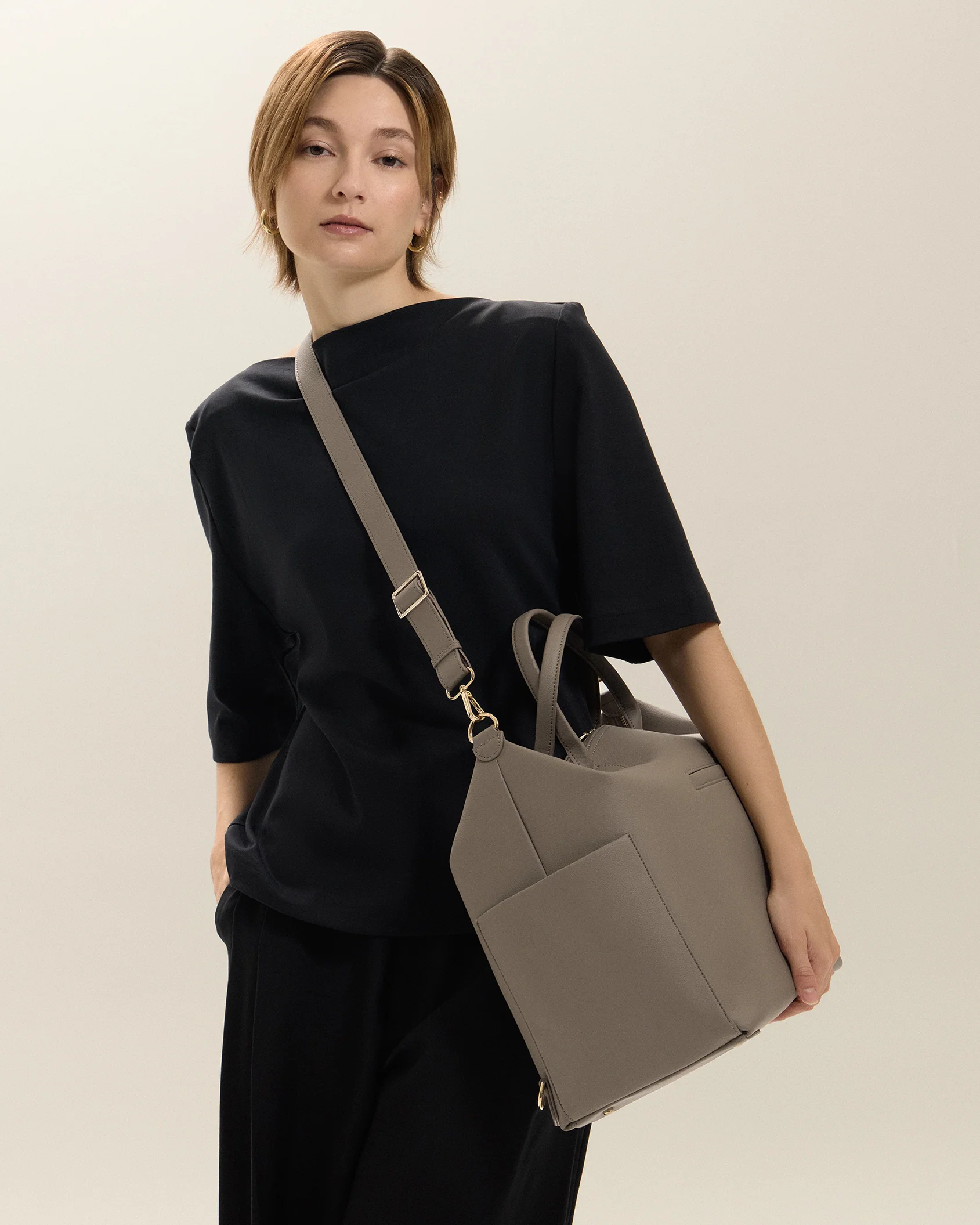 Emmy Vegan Carryall - Image 30