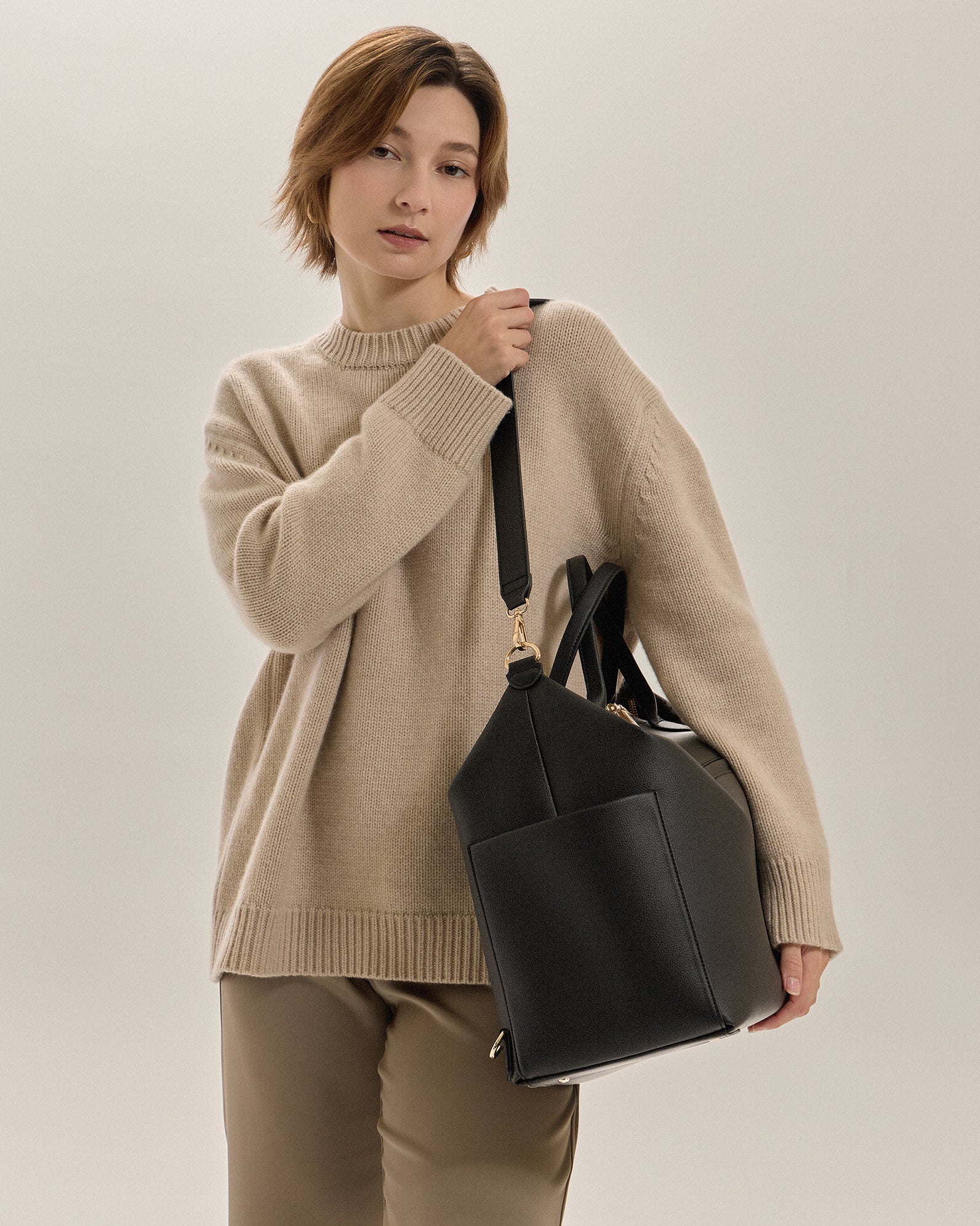 Emmy Vegan Carryall - Image 44