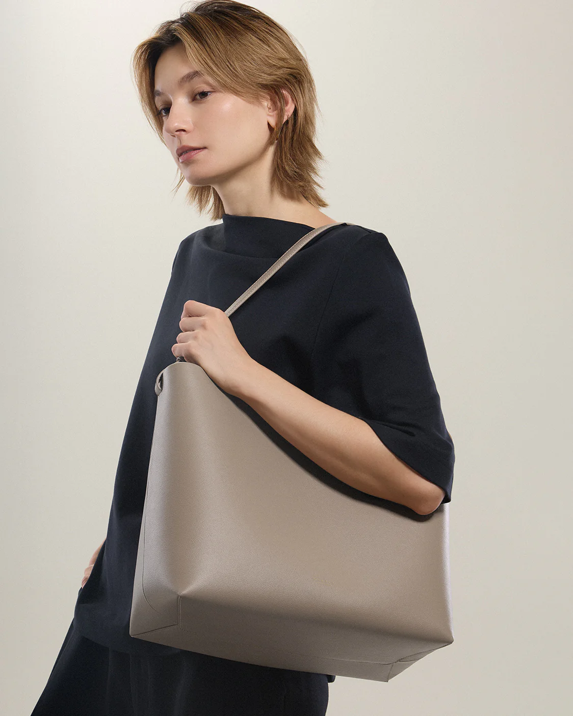 Harlow Leather Midi - Image 19