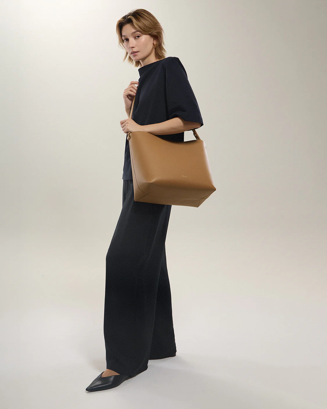 Harlow Leather Midi - Image 25