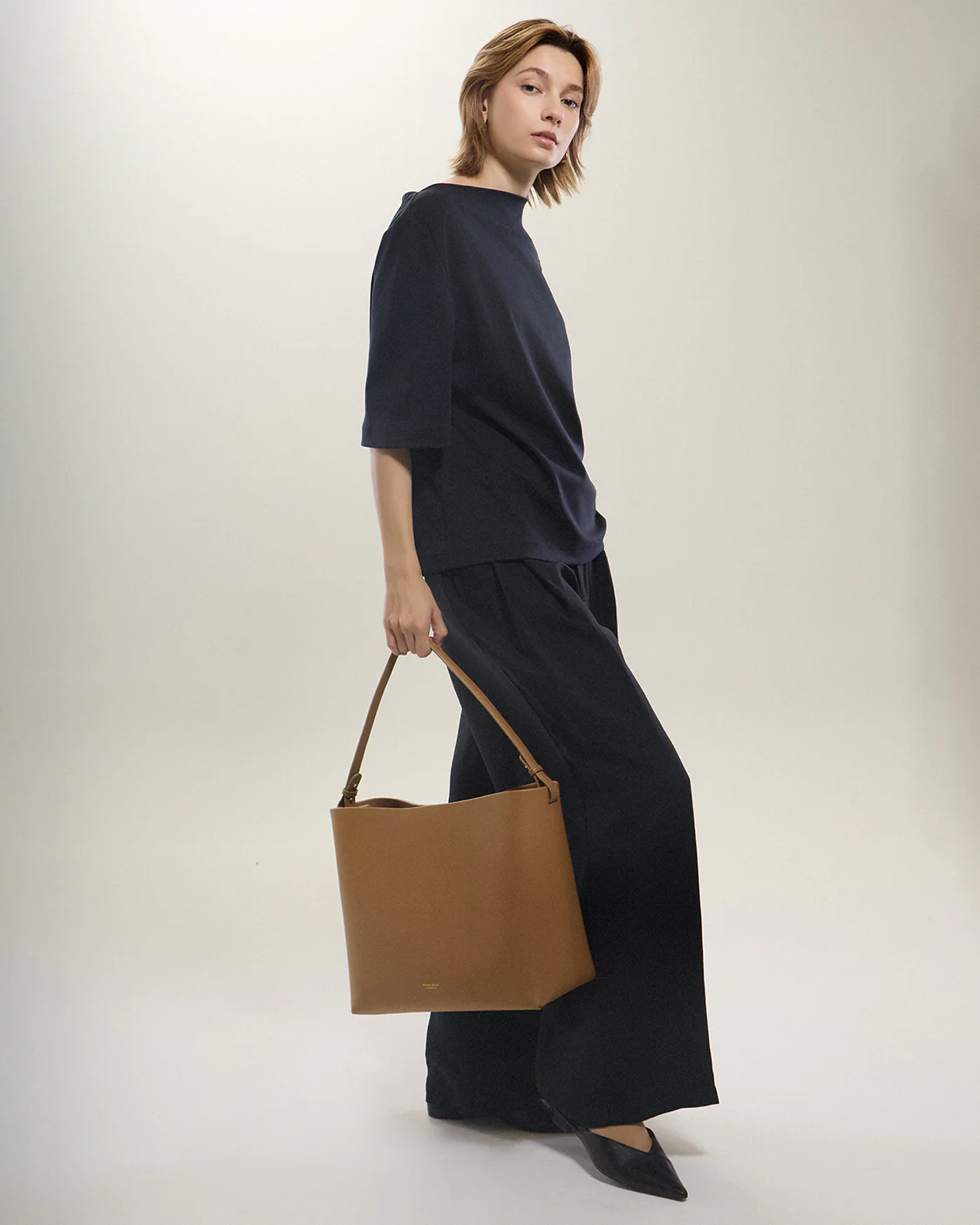 Harlow Leather Midi - Image 27