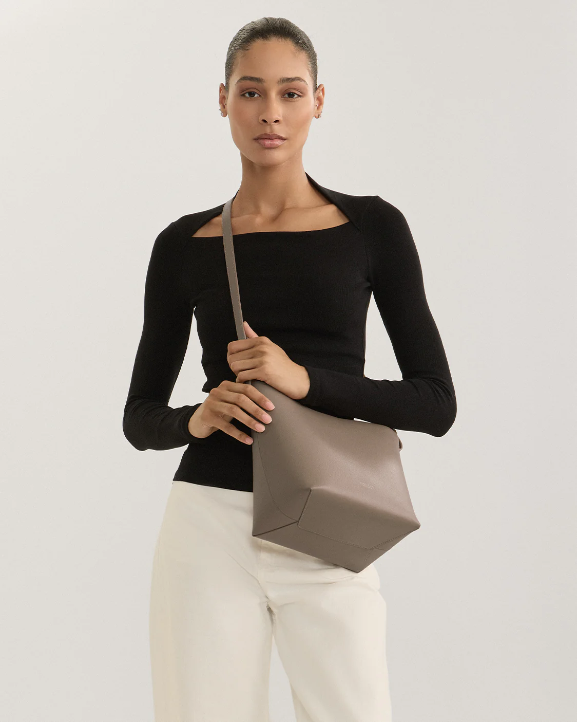 Harlow Leather Mini - Image 17