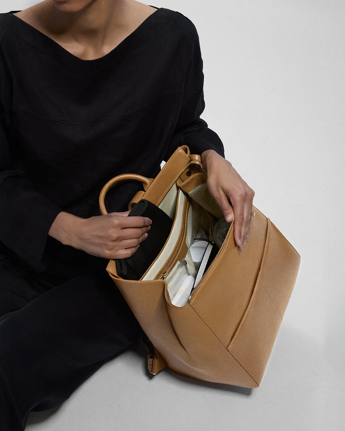 Harper Backpack Leather Full - Image 15