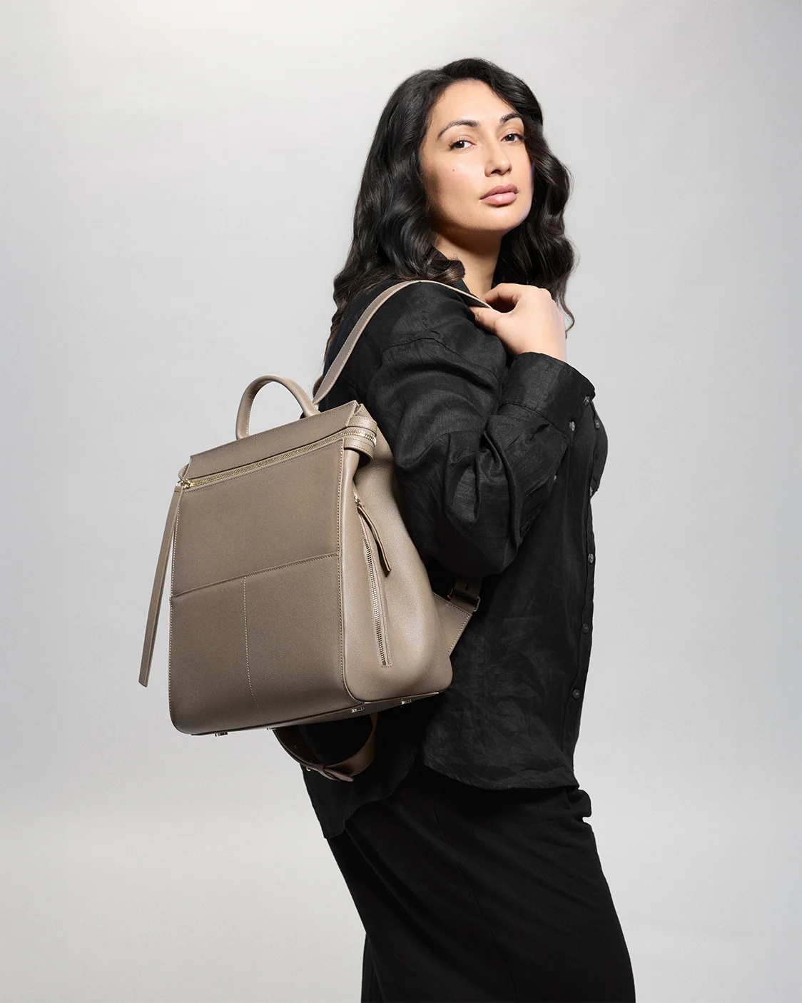 Harper Backpack Leather Midi - Image 25