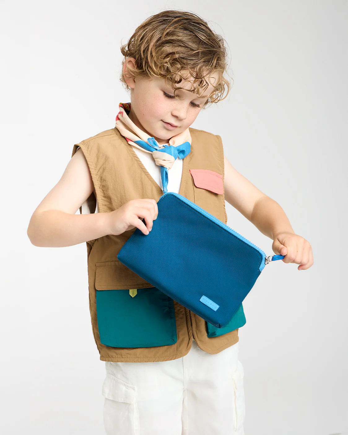 Leo Pouch (Kids) - Image 7