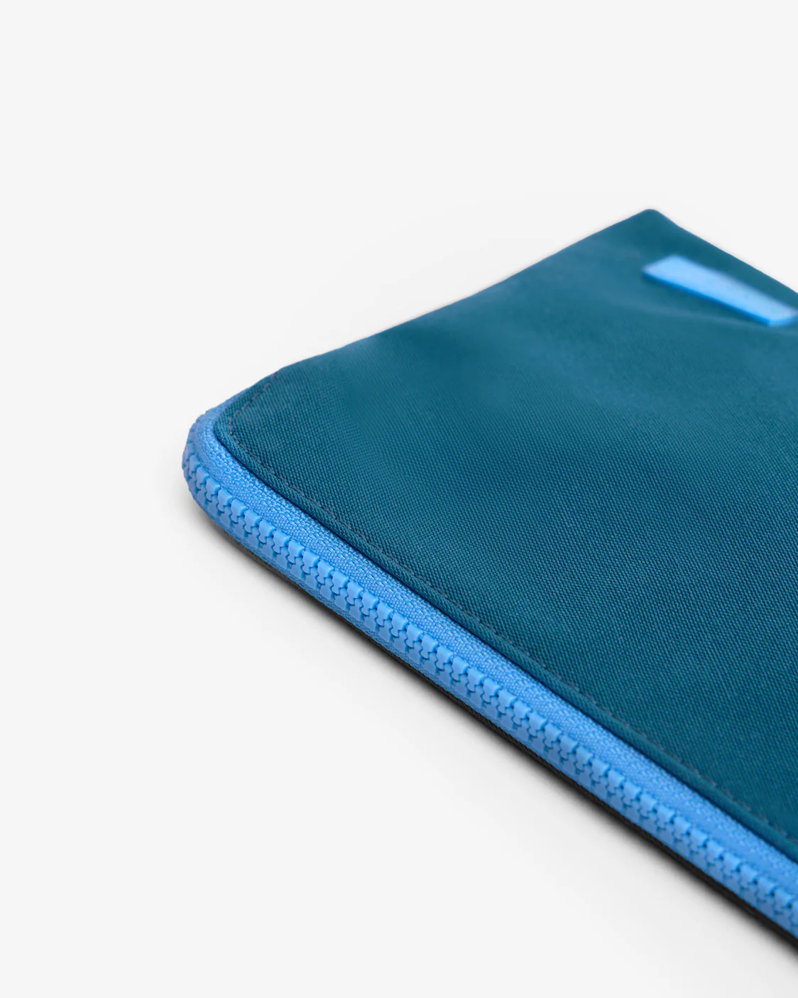 Leo Pouch (Kids) - Image 9