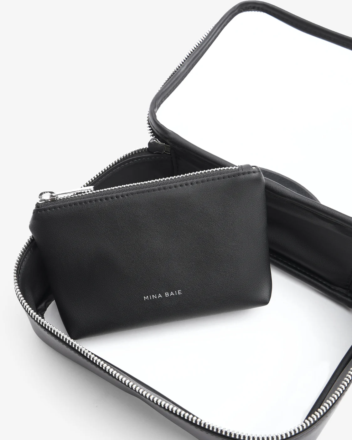 MINA Car Toiletry Bag - Image 5