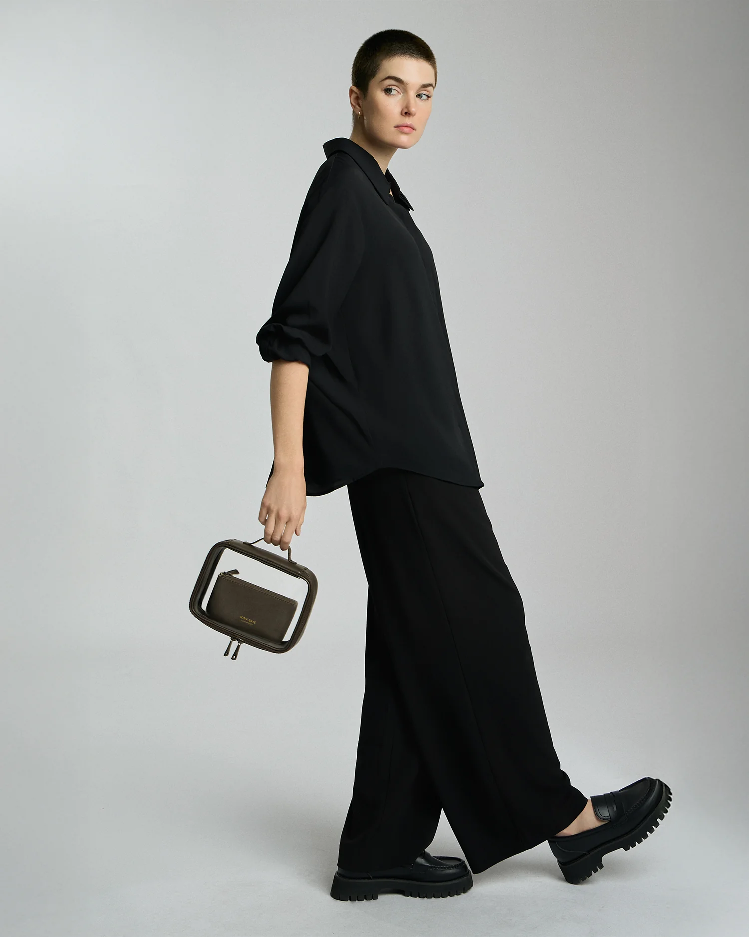 MINA Car Toiletry Bag - Image 9