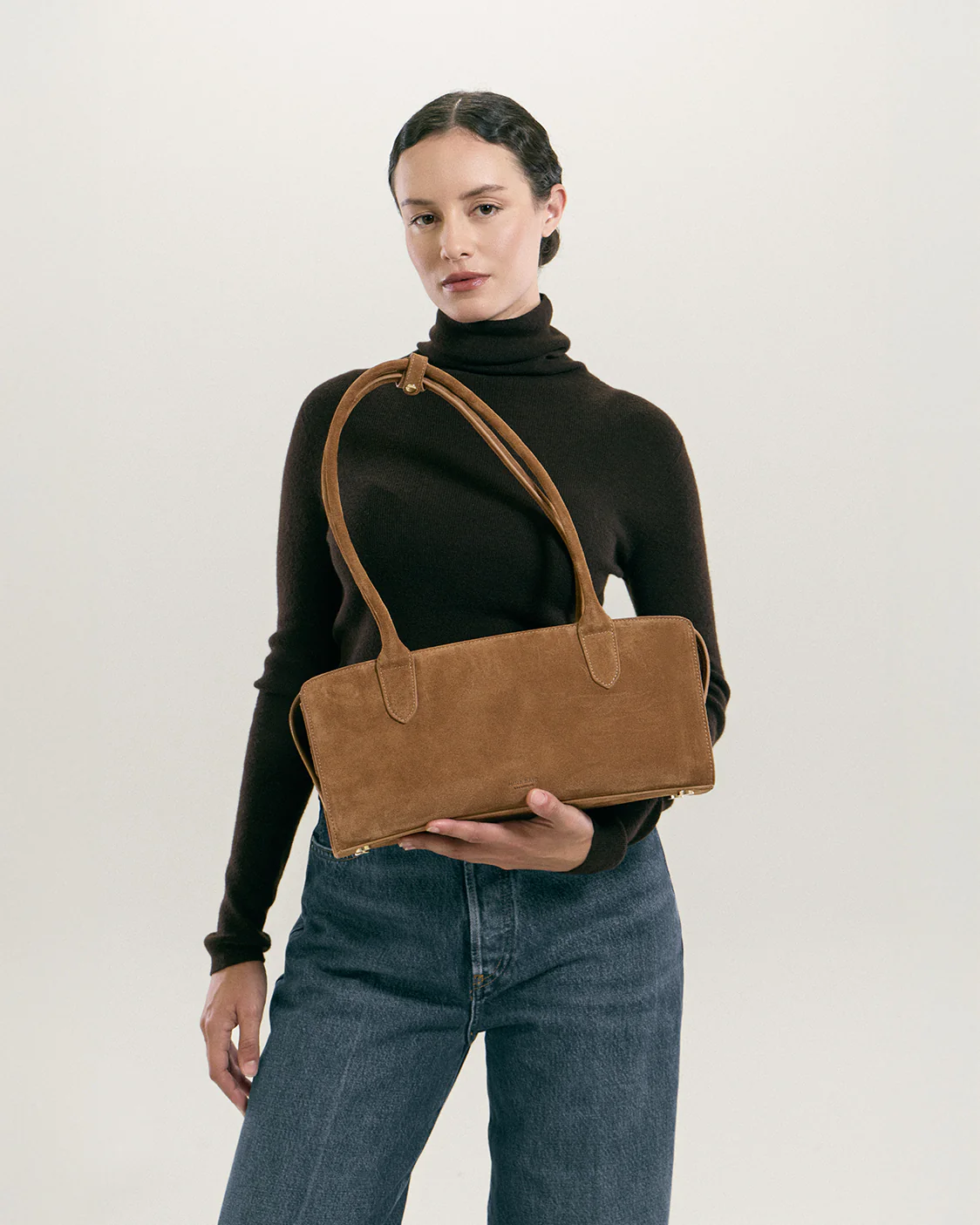 Robbie East-West Suede - Image 15