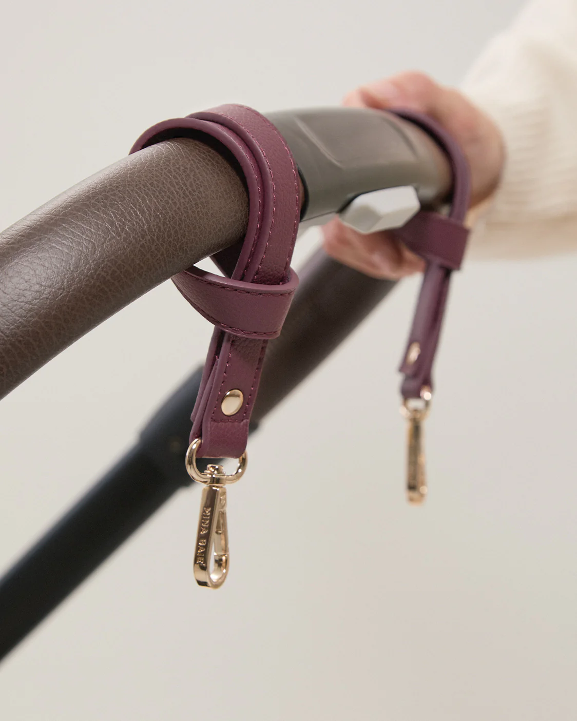 Stroller Hooks Vegan - Image 6